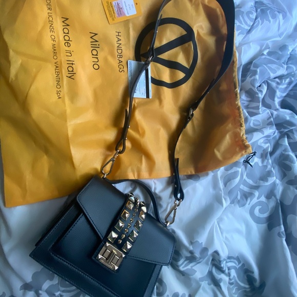 Authentic Valentino Handbag , and dust bag - Picture 13 of 16